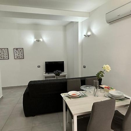 Dolce Gorla Apartment Milan Luaran gambar